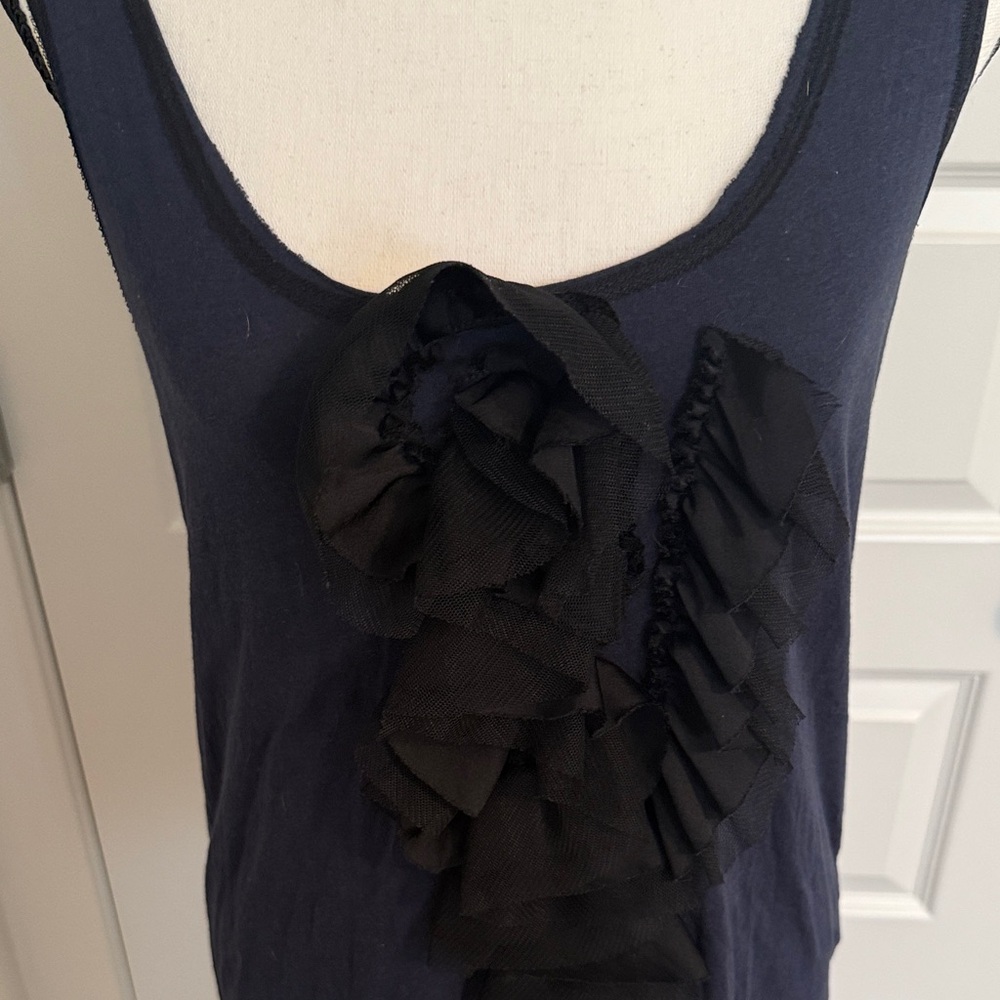 Simply Vera Elegant Navy and Black Ruffle Tank Top